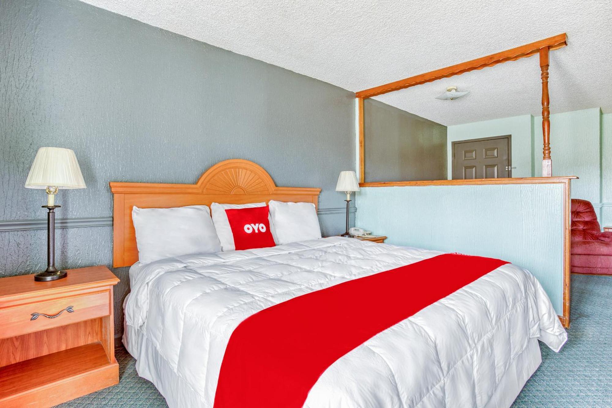Hotel Oyo Townhouse Tulsa Woodland Hills Esterno foto