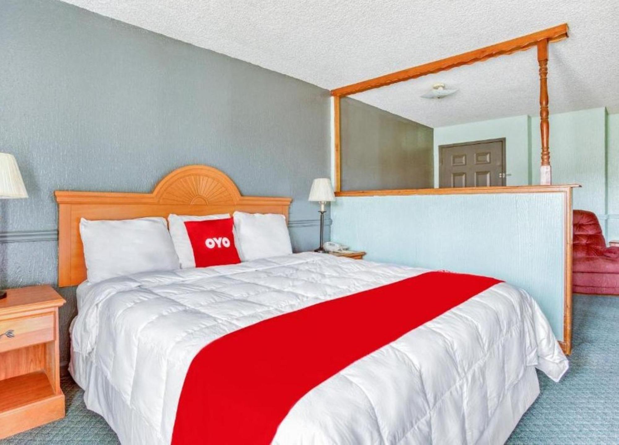 Hotel Oyo Townhouse Tulsa Woodland Hills Esterno foto